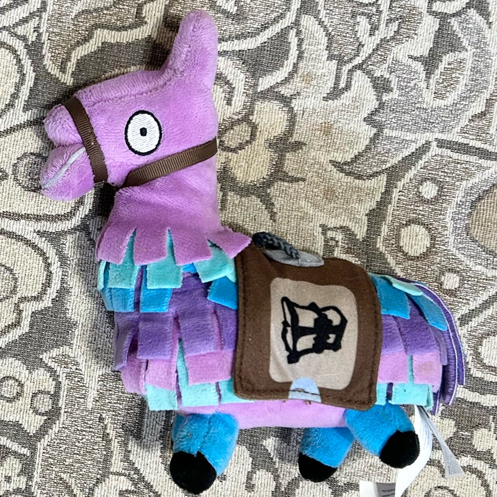4/$20 Fortnite Loot Llama Stuffed Animal Piñata Stuffie.